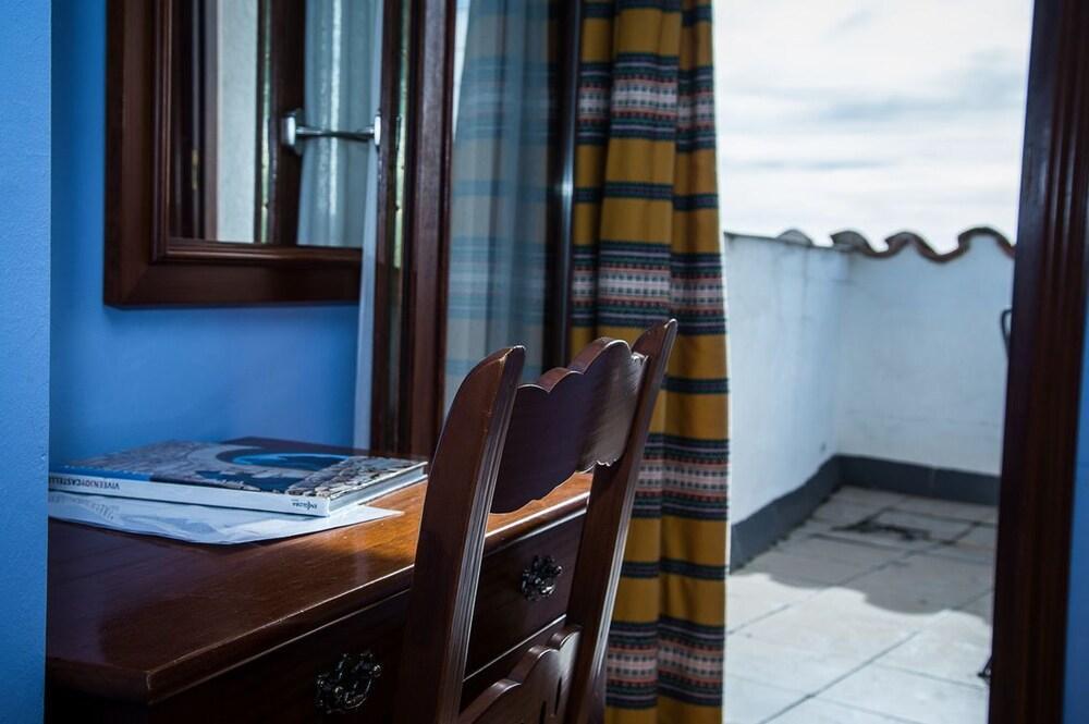 Hotel Del Pastor Морелья Экстерьер фото